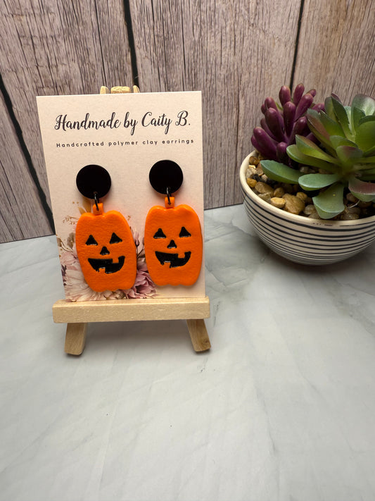 Large Jack-O'lantern