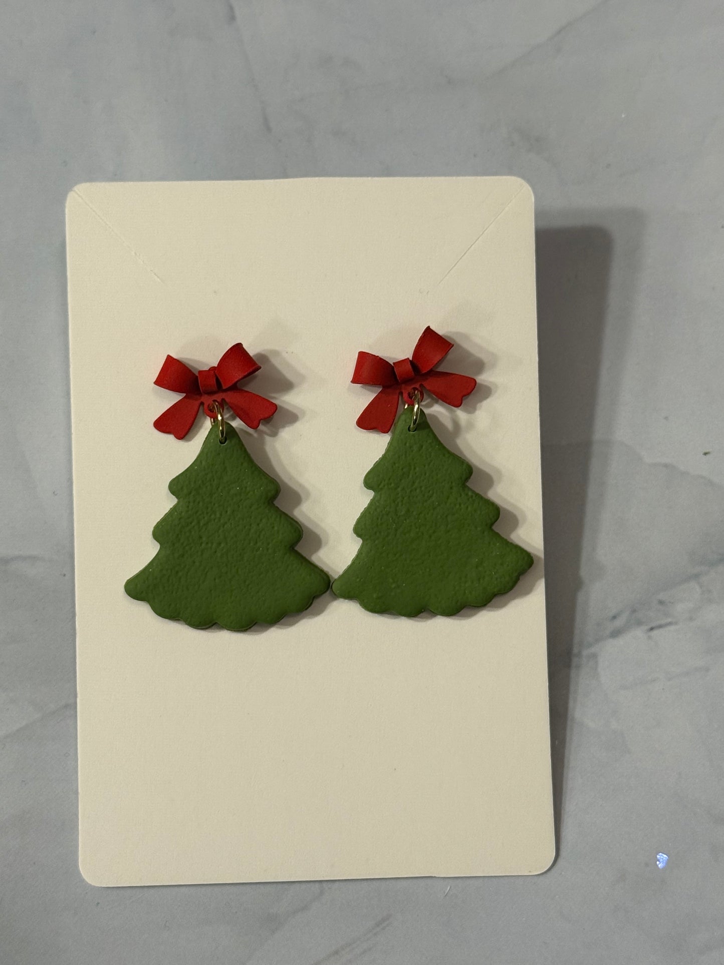 Christmas Tree with Red Bow Tops