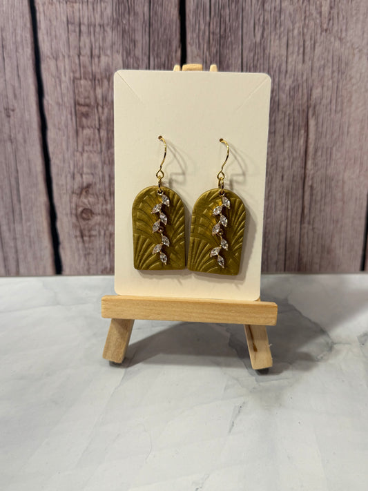 gold arches with rhinestone charm