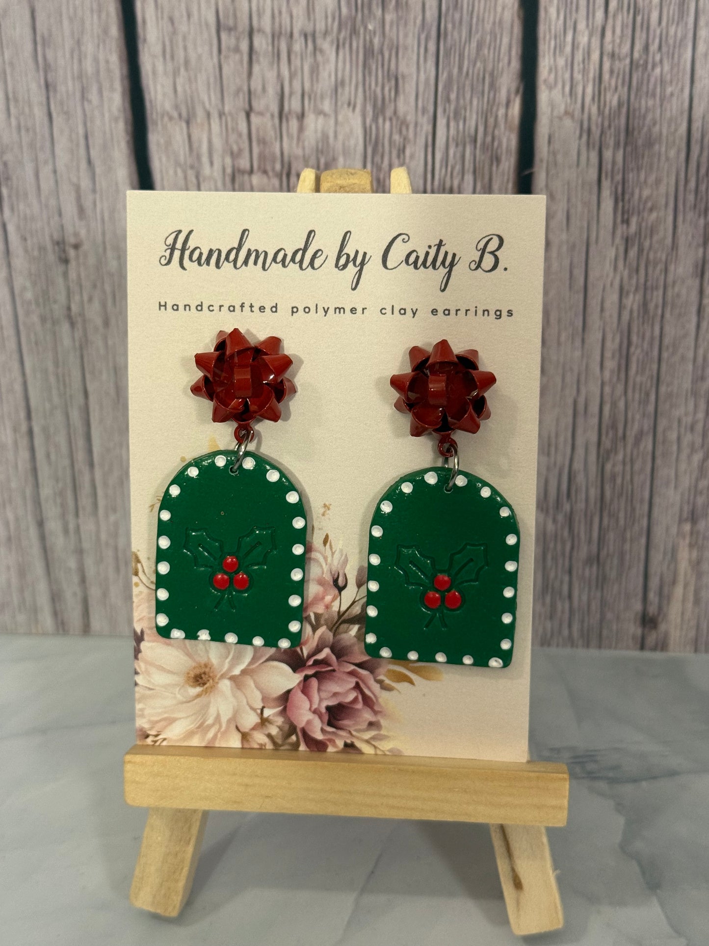 Holly frames with Bow Tops