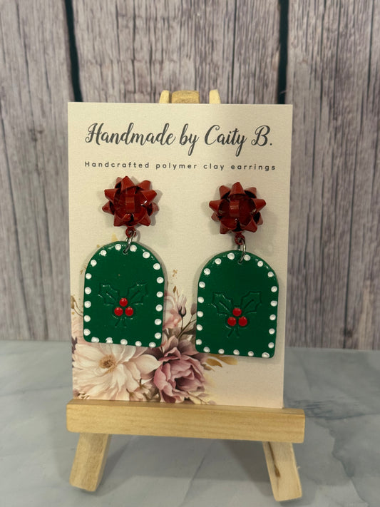 Holly frames with Bow Tops