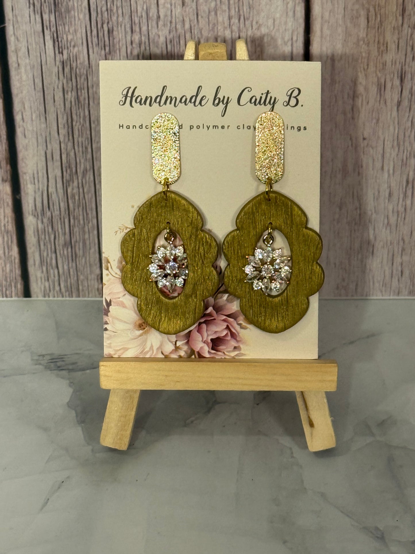 Gold Scallops with gold tops