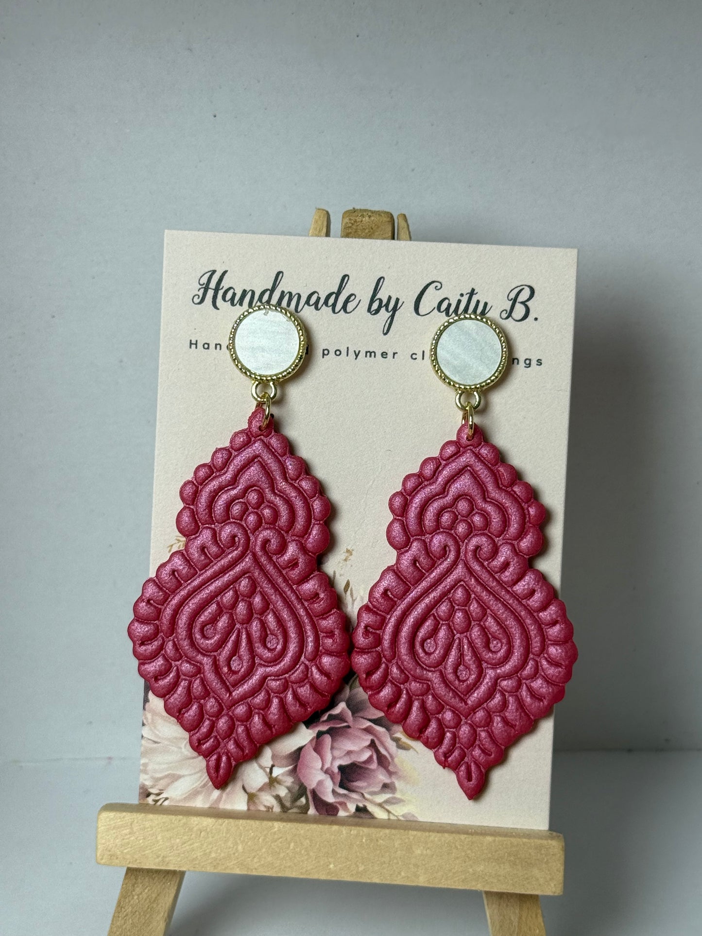 pink shimmer scalloped textured earrings with pearl circle tops