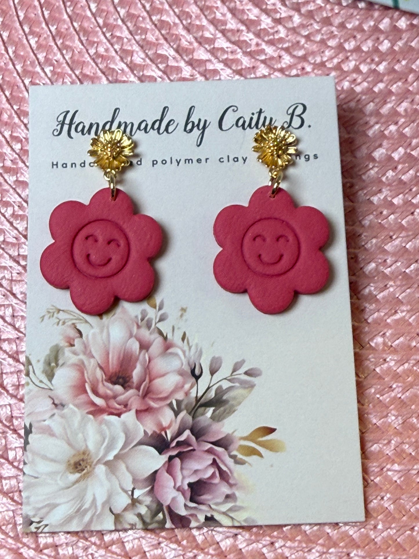 smile flowers with gold tops