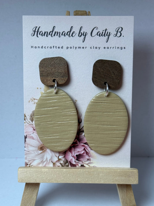 wooden top oval earrings