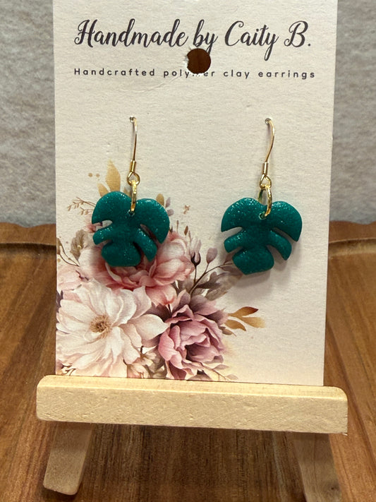 mini monstera gold dangles